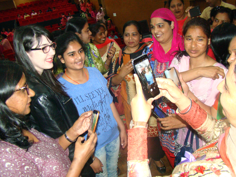 cassidy-megan-wear-purple-day